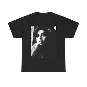 Amy Winehouse T-shirt - Retro Photo Graphics T-shirt